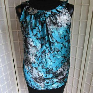 Sleeveless Patterned/ Pleated Top